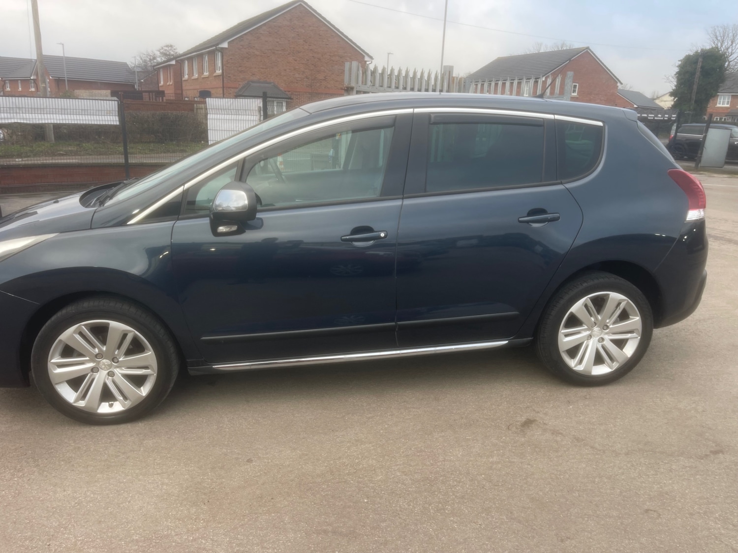 Used Peugeot 3008 2015 for sale - 77445488: Photo 6
