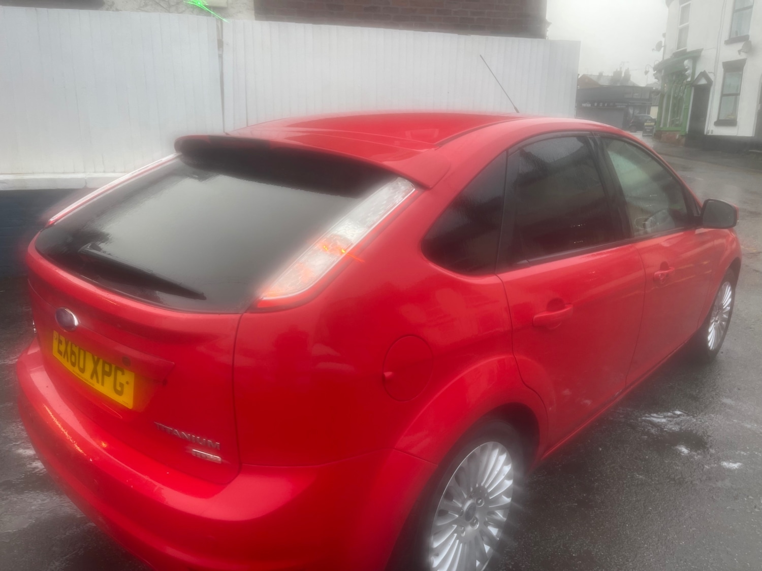 Used Ford Focus 2010 for sale - 76835028: Photo 3