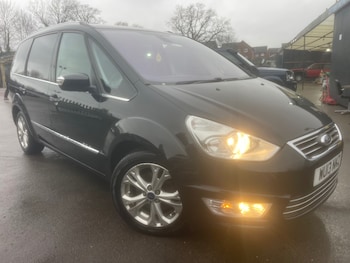 2013 (13) - 2.0 TDCi 140 Titanium 5dr