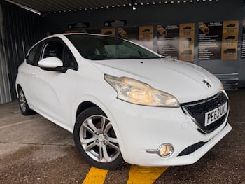 Used Peugeot 208 2012 for sale - 79710048: Photo