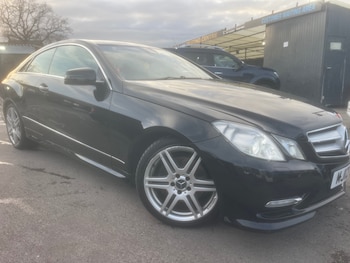 Used Mercedes-Benz E Class 2012 for sale - 77264727: Photo