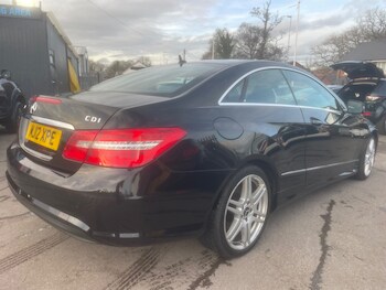 Used Mercedes-Benz E Class 2012 for sale - 77264727: Photo