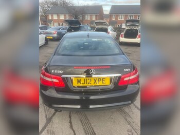 Used Mercedes-Benz E Class 2012 for sale - 77264727: Photo