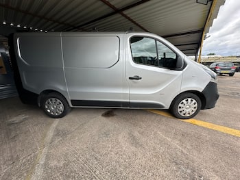 Used Vauxhall Vivaro 2015 for sale - 79725638: Photo