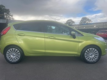 Used Ford Fiesta 2010 for sale - 75922397: Photo