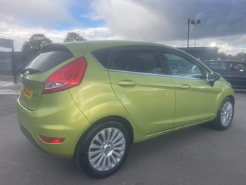 Used Ford Fiesta 2010 for sale - 75922397: Photo
