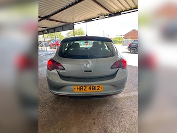Used Vauxhall Astra undefined for sale - 79037164: Photo