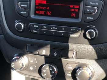 Used Kia Ceed 2015 for sale - 74911277: Photo