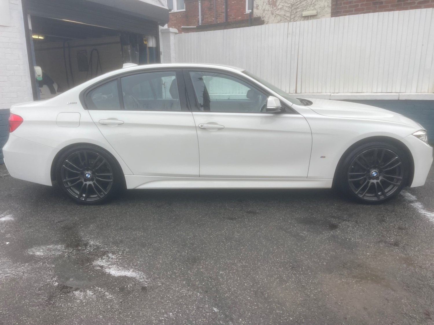 Used BMW 3 Series 2016 for sale - 76710435: Photo 2