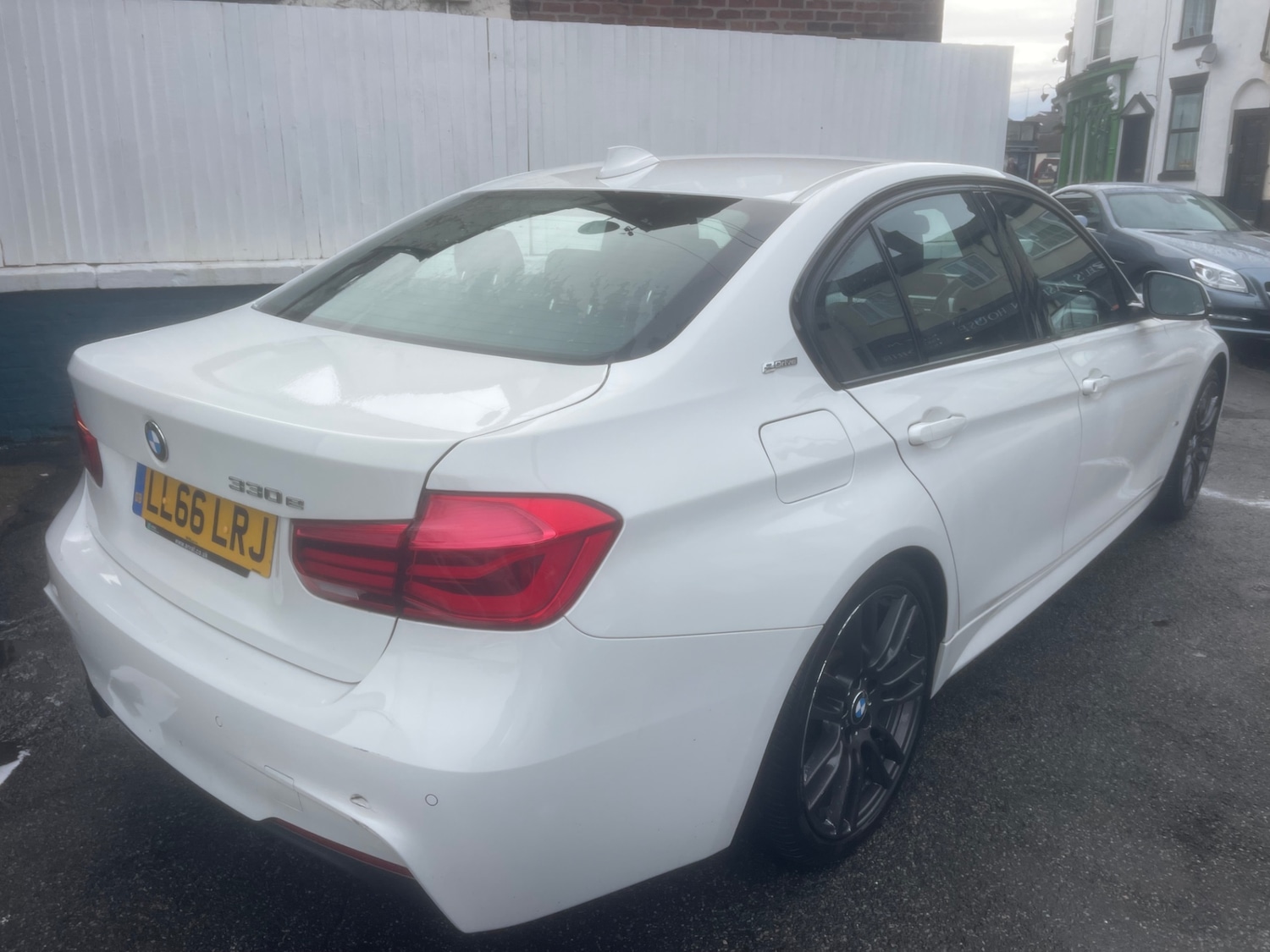 Used BMW 3 Series 2016 for sale - 76710435: Photo 3