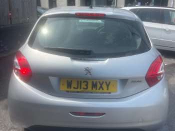 Used Peugeot 208 2013 for sale - 74956213: Photo