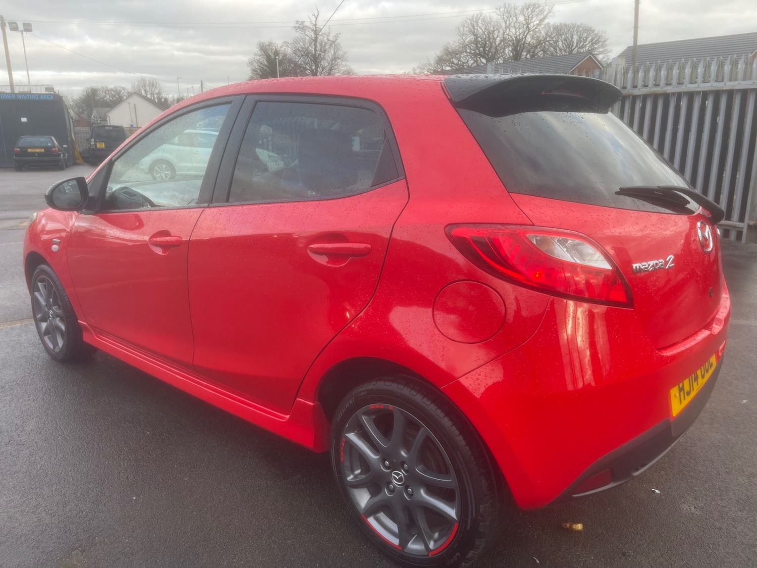 Used Mazda Mazda2 2014 for sale - 77649875: Photo 5