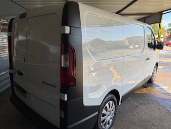 Used Renault Trafic 2021 for sale - 79469700: Photo