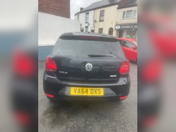 Used Volkswagen Polo 2014 for sale - 76885254: Photo