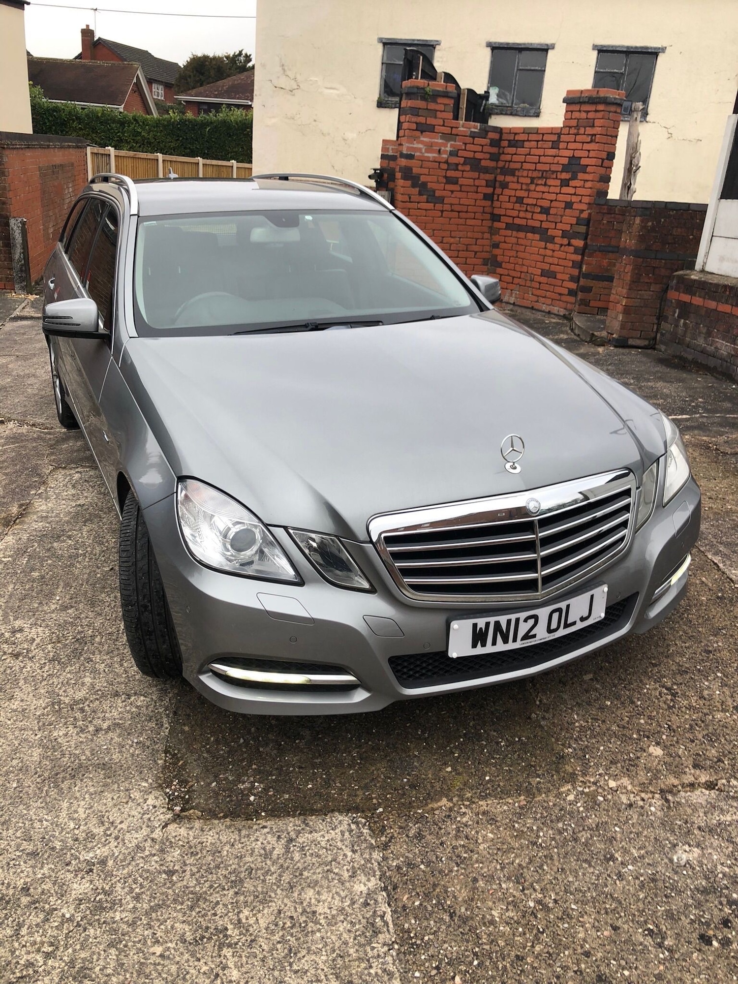 Used Mercedes-Benz E Class 2012 for sale - 77378991: Photo 5