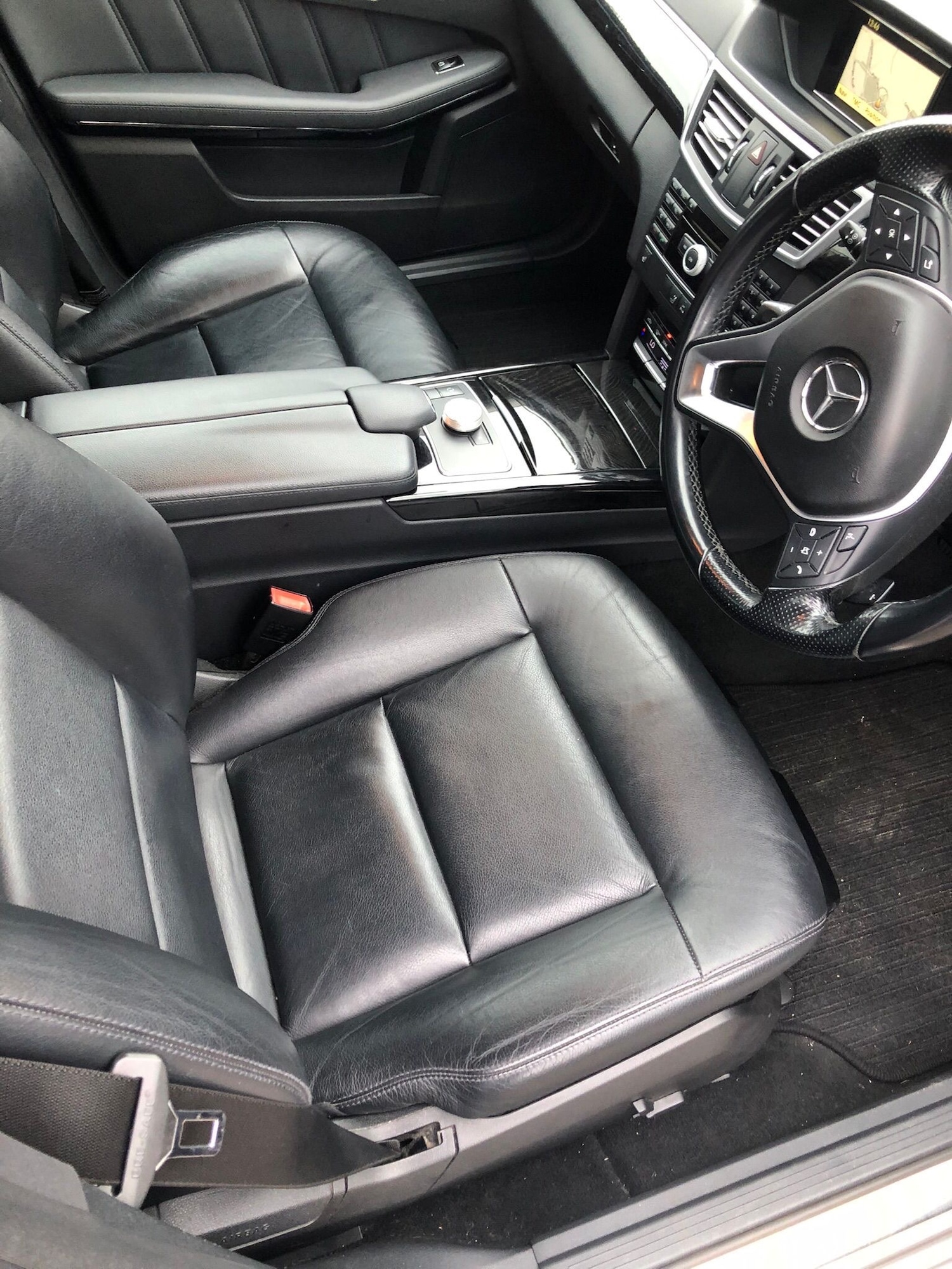 Used Mercedes-Benz E Class 2012 for sale - 77378991: Photo 6