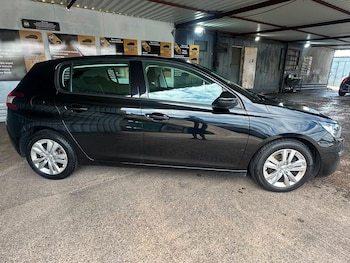 Used Peugeot 308 2017 for sale - 79119775: Photo