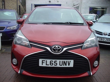 Used Toyota Yaris 2015 for sale - 77838659: Photo