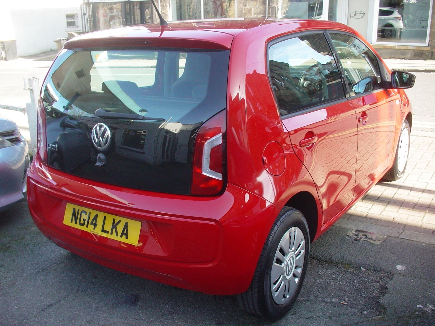 Used Volkswagen up! 2014 for sale - 77824063: Photo 14