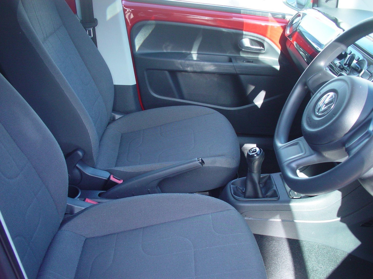 Used Volkswagen up! 2014 for sale - 77824063: Photo 26