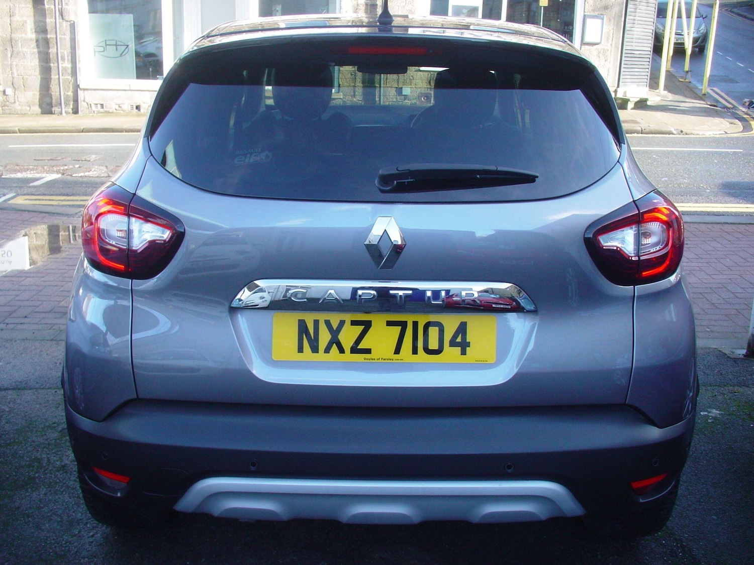 Used Renault Captur for sale - 77823591: Photo 10
