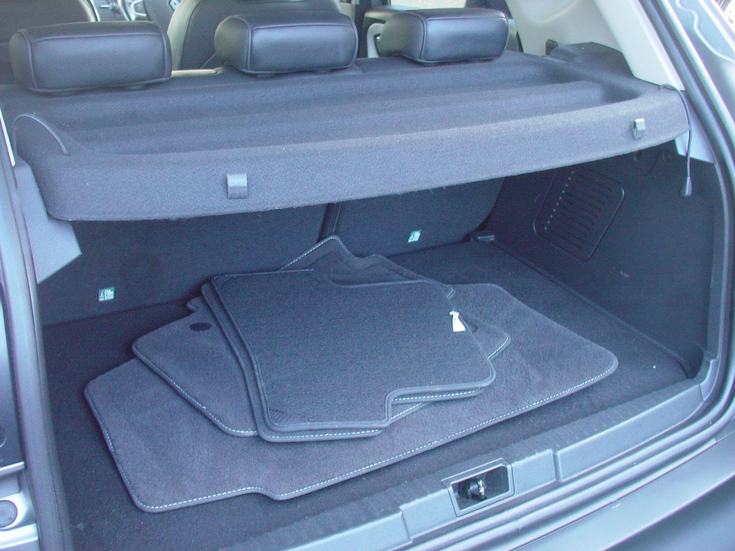 Used Renault Captur for sale - 77823591: Photo 11