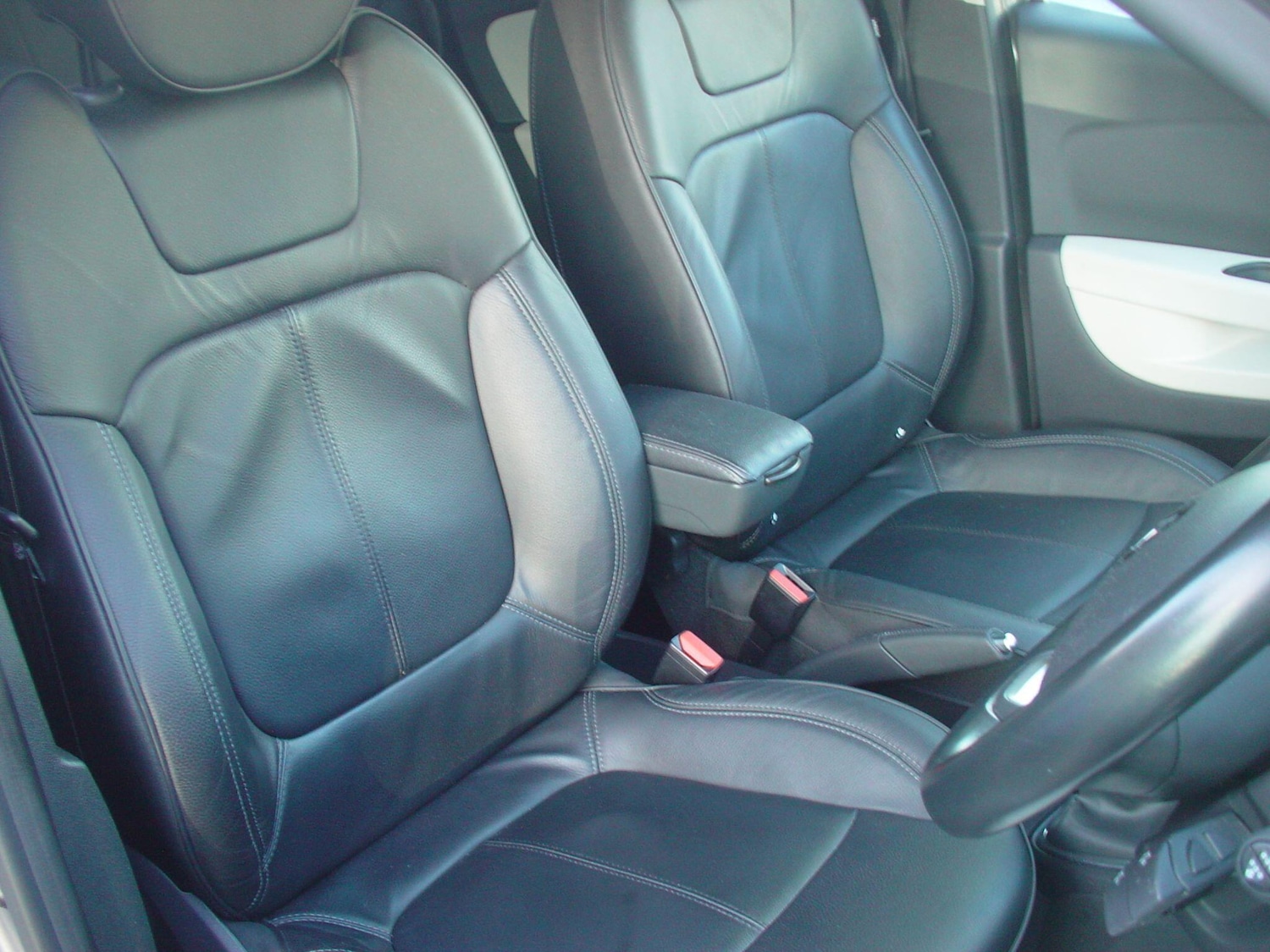 Used Renault Captur for sale - 77823591: Photo 26