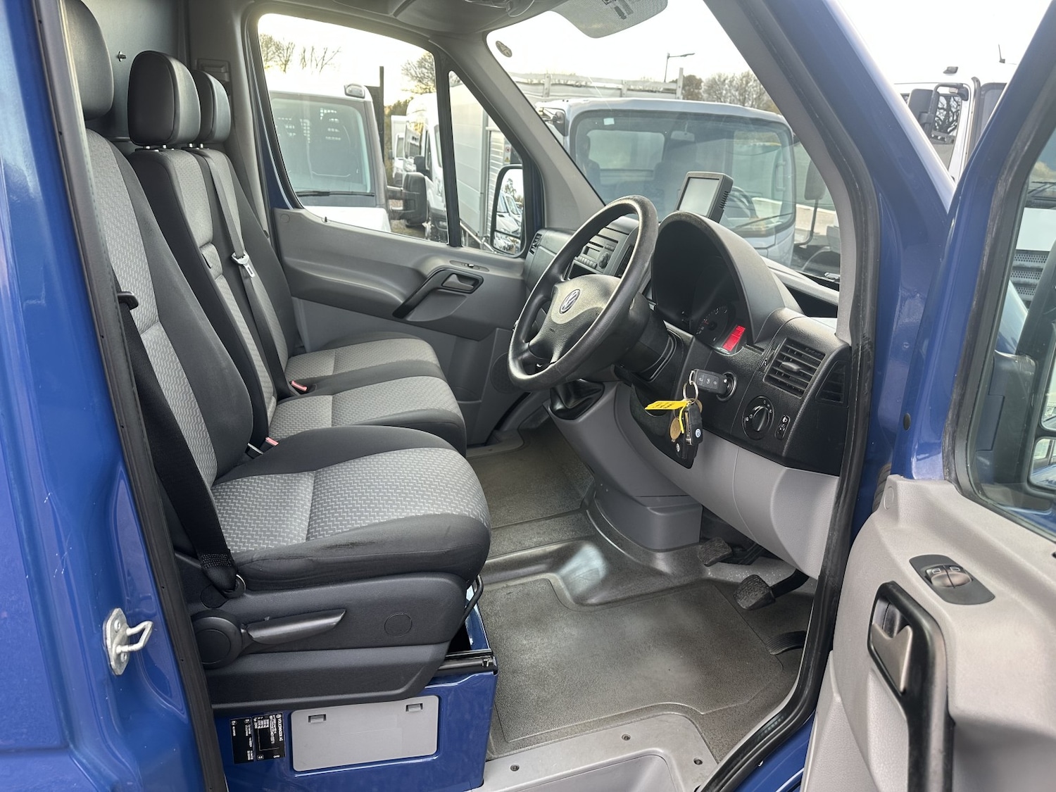 Used Volkswagen Crafter 2012 for sale - 76821634: Photo 2