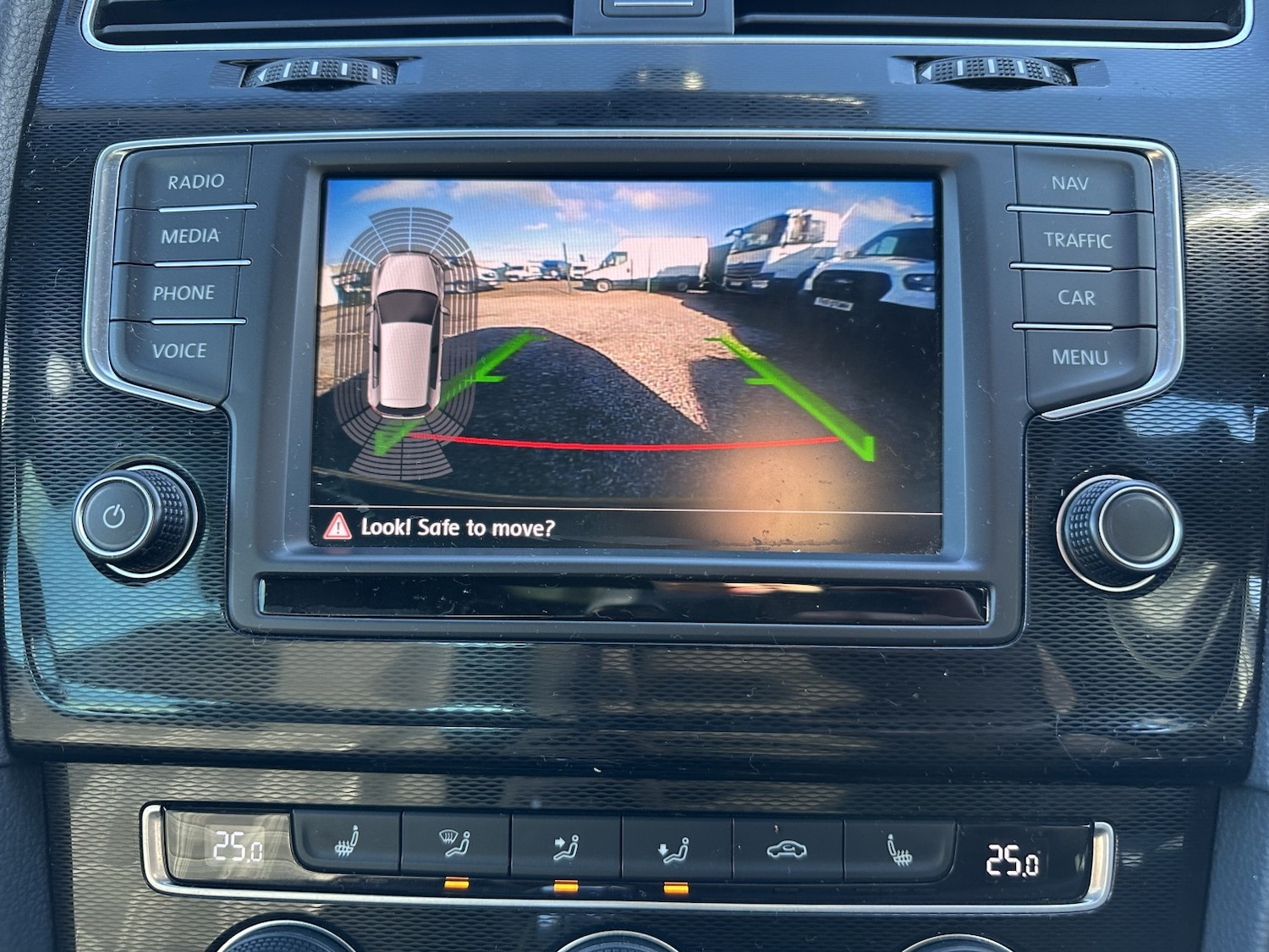 Used Volkswagen Golf 2016 for sale - 77438425: Photo 12