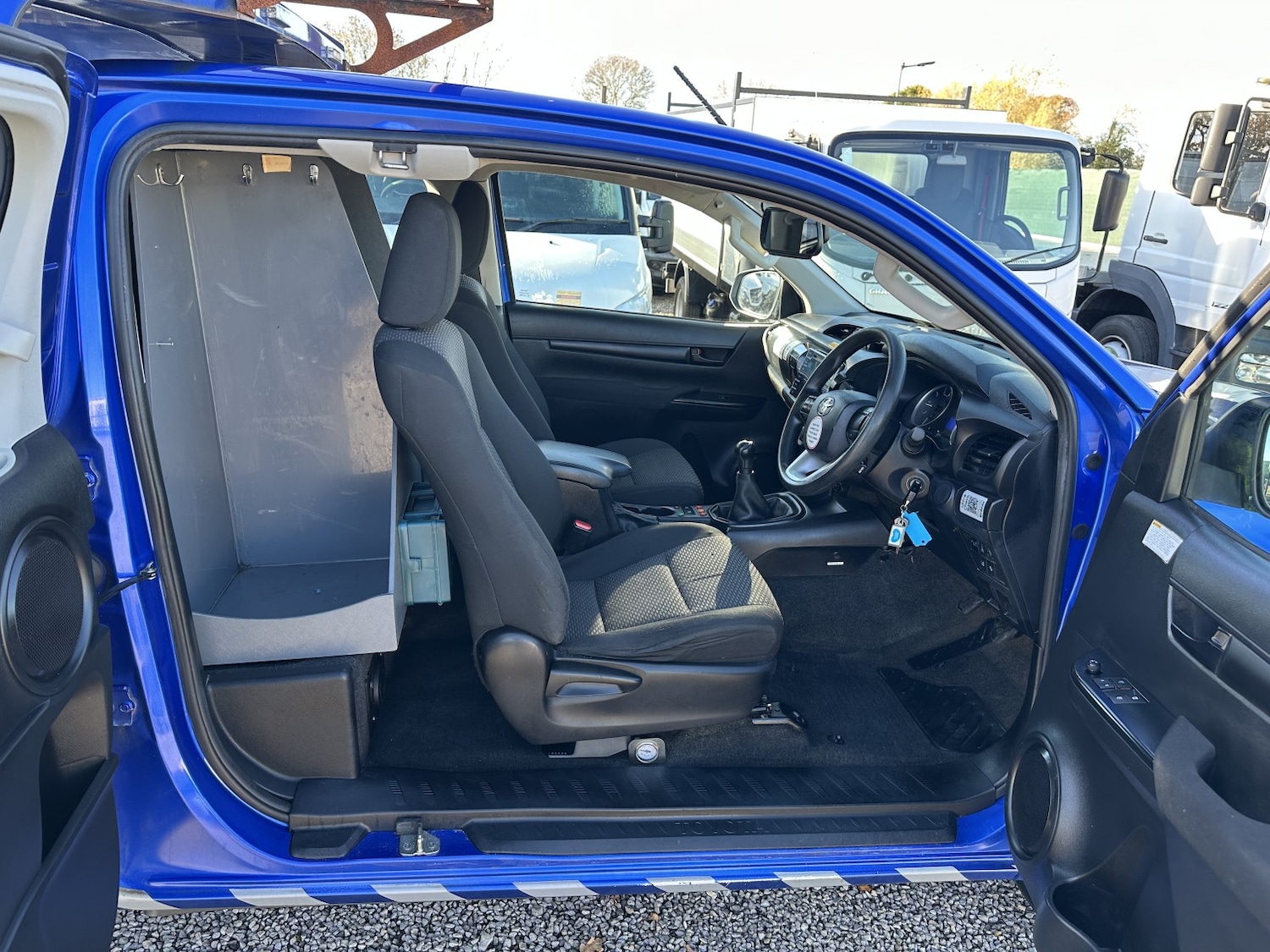 Used Toyota Hilux 2018 for sale - 77465044: Photo 2