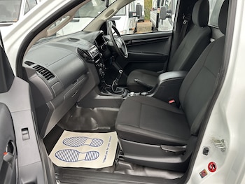 Used Isuzu D-Max 2019 for sale - 76497595: Photo