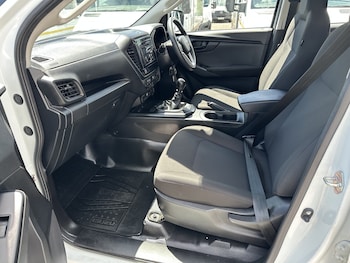 Used Isuzu D-Max 2024 for sale - 78782313: Photo