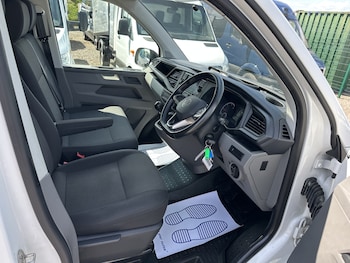 Used Volkswagen Transporter 2021 for sale - 78502577: Photo