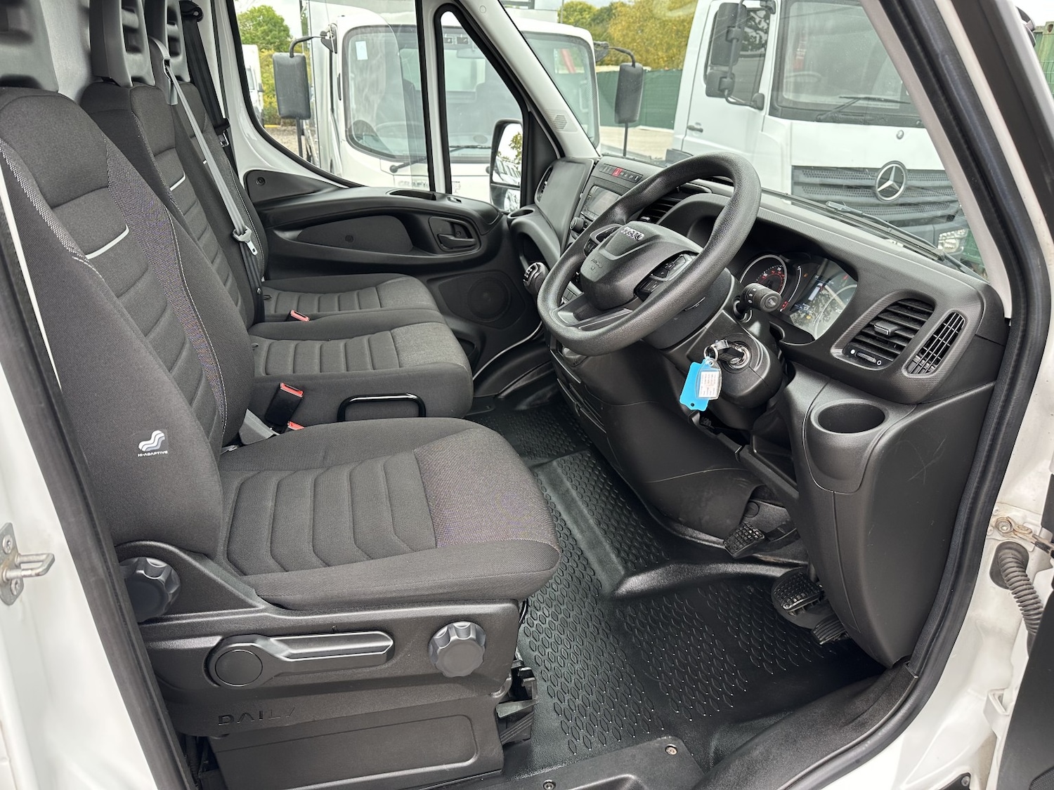 Used Iveco Daily 2022 for sale - 76313975: Photo 2