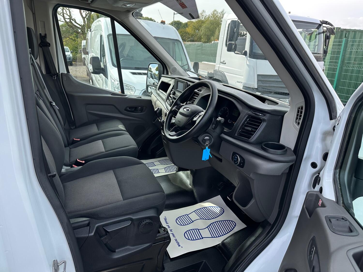 Used Ford Transit 2022 for sale - 76107393: Photo 2