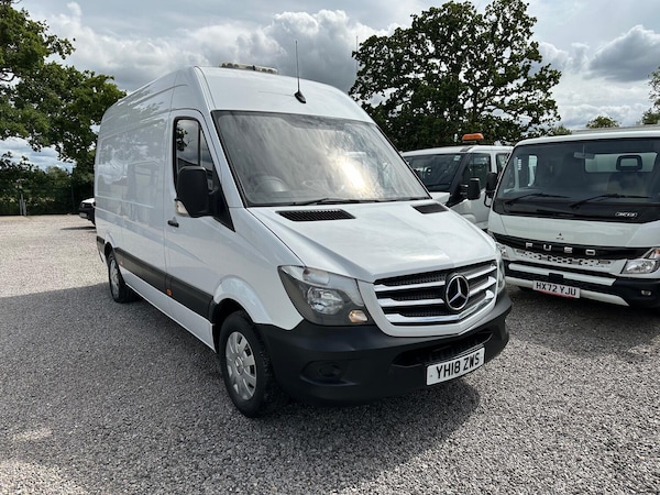 Used Mercedes-Benz Sprinter 2018 for sale - 75074376: Photo 1