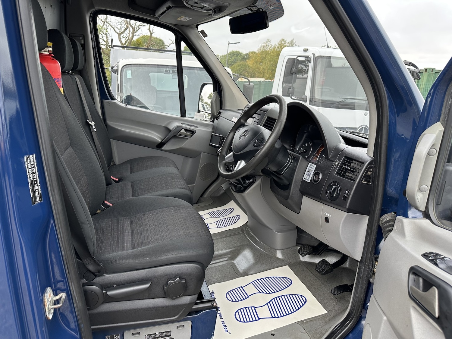 Used Mercedes-Benz Sprinter 2017 for sale - 76205621: Photo 2