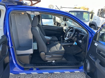 Used Toyota Hilux 2018 for sale - 76521135: Photo