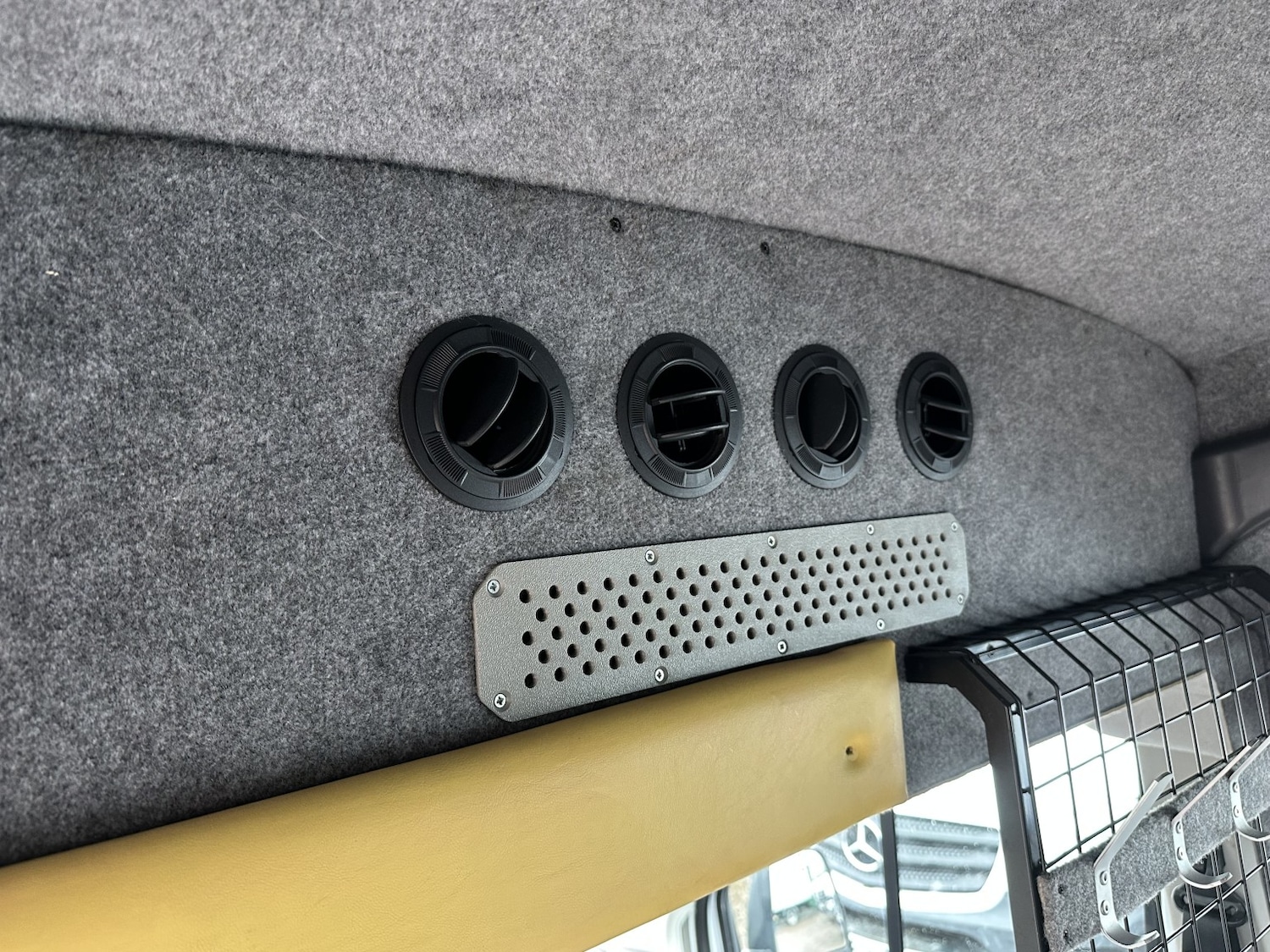 Used Ford Transit 2017 for sale - 77395209: Photo 17