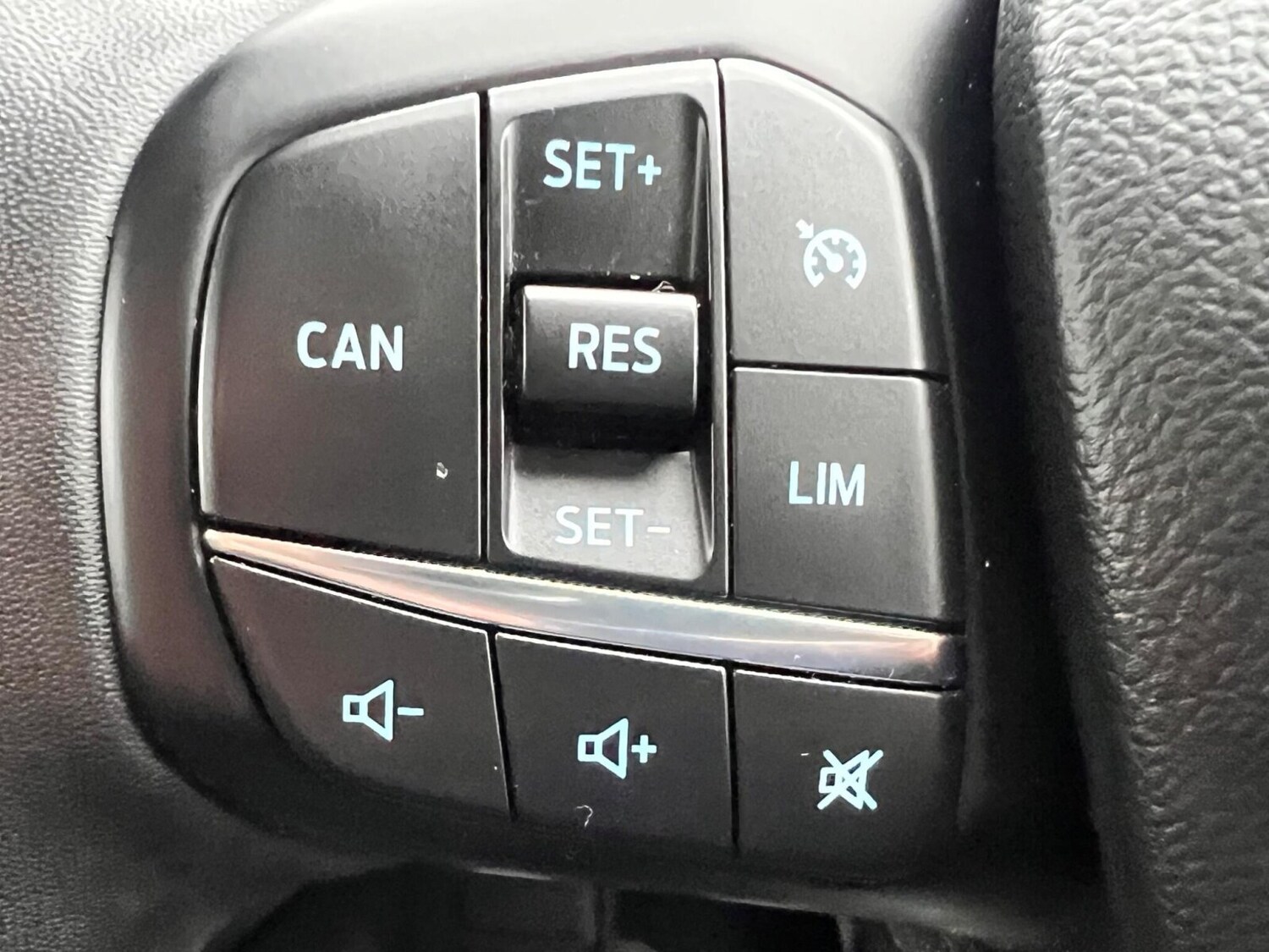 Used Ford Focus 2024 for sale - 76289987: Photo 20