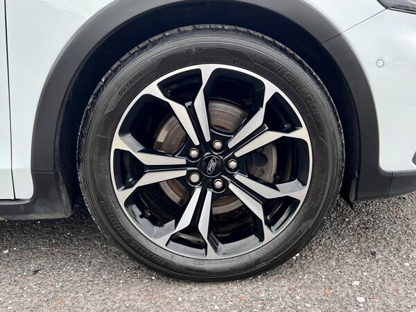 Used Ford Focus 2020 for sale - 76008159: Photo 12