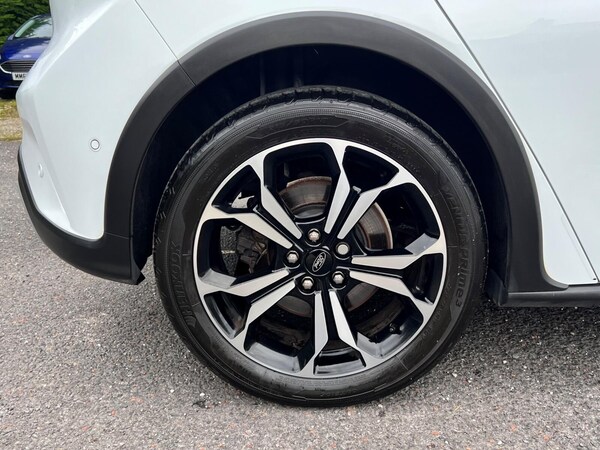 Used Ford Focus 2020 for sale - 76008159: Photo 13