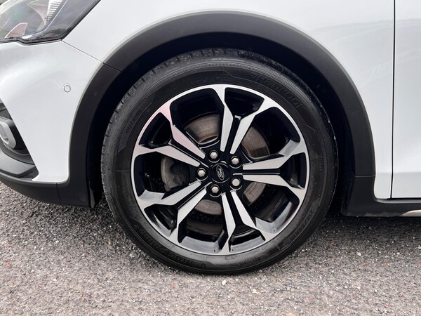 Used Ford Focus 2020 for sale - 76008159: Photo 15