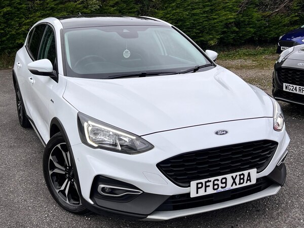 Used Ford Focus 2020 for sale - 76008159: Photo 1