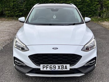 Used Ford Focus 2020 for sale - 76008159: Photo 2