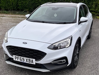 Used Ford Focus 2020 for sale - 76008159: Photo 3