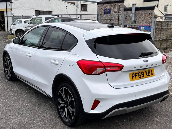 Used Ford Focus 2020 for sale - 76008159: Photo 5