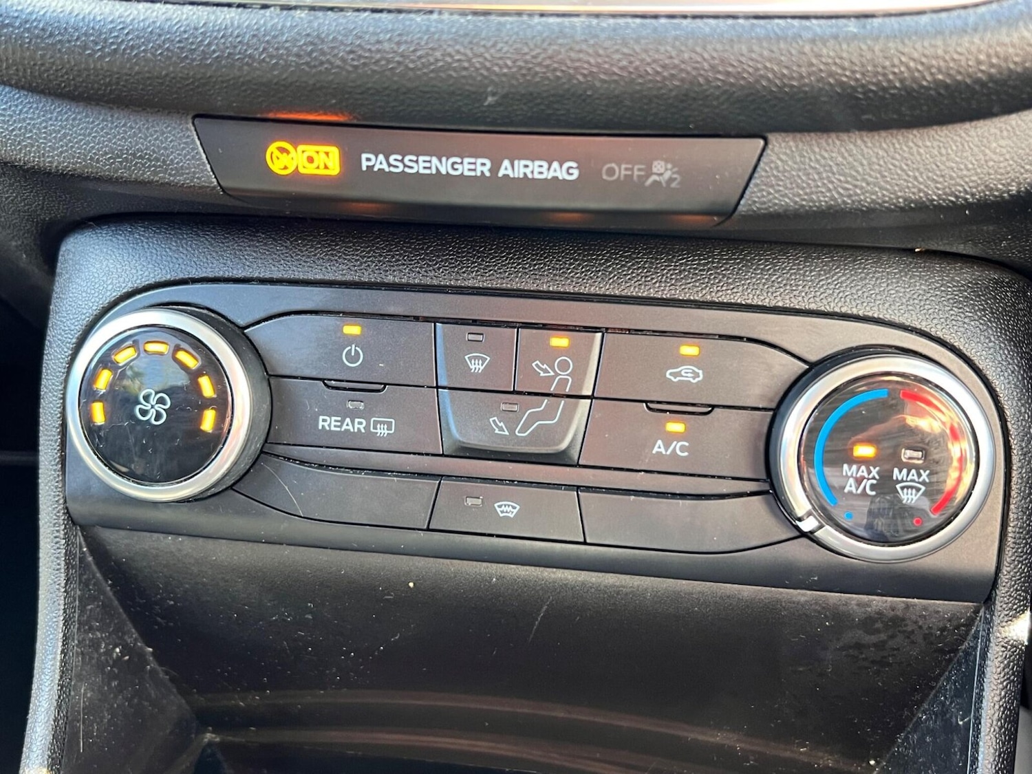 Used Ford Fiesta 2017 for sale - 76161214: Photo 25