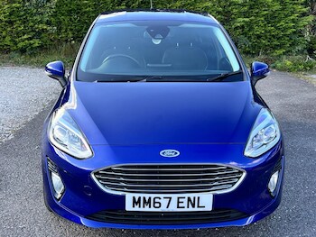 Used Ford Fiesta 2017 for sale - 76161214: Photo 2
