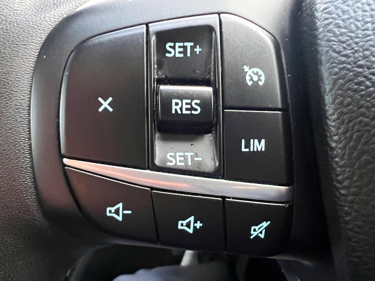 Used Ford Kuga 2023 for sale - 77137593: Photo 21